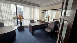High Street Centre (D6), Office #604757021